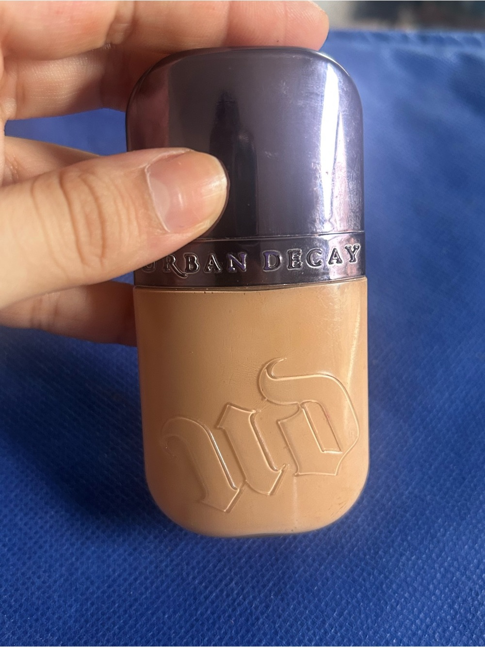 Urban Decay FACE BOND FOUNDATION